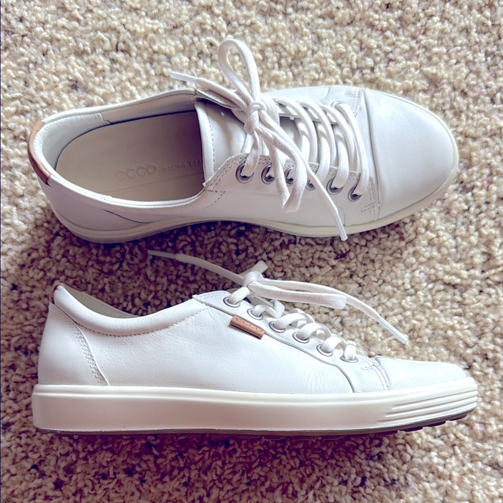 Ecco 5-5.5 Women's Soft 7 White Leather Sneakers